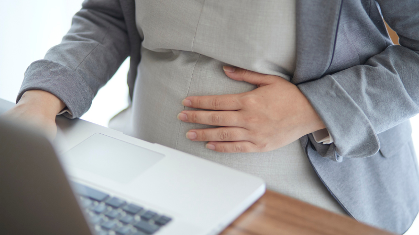 dampak-kerja-berlebihan-pada-ibu-hamil