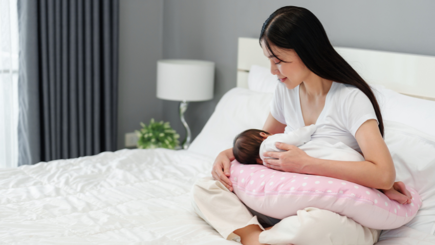 Mama Ada Alergi, Bolehkah Menyusui Si Kecil?