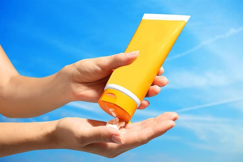 memilih-sunscreen-yang-aman-untuk-ibu-hamil