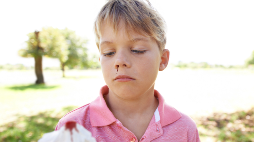 Cara Mengatasi Mimisan pada Anak dengan Aman