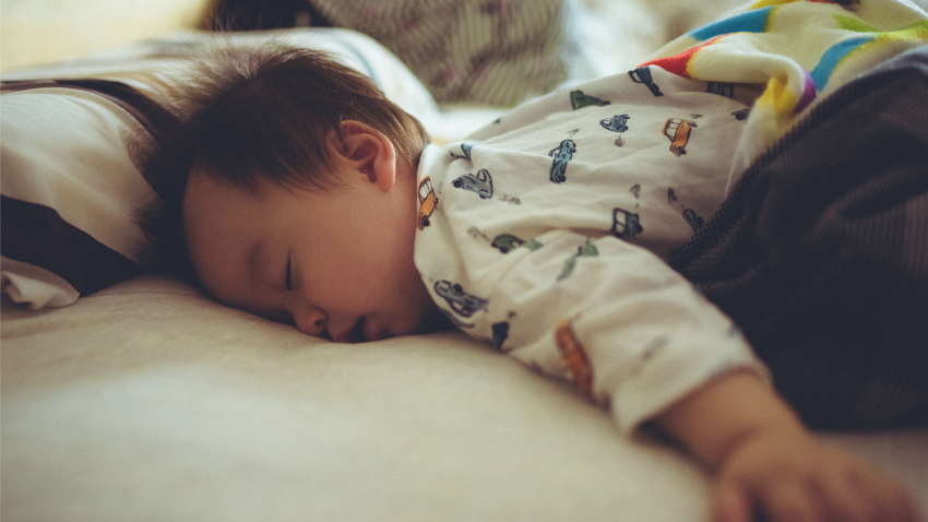 Penyebab dan Cara Mengatasi Anak Susah Tidur di Malam Hari
