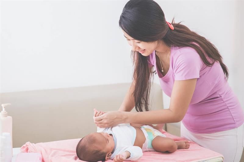 tips-memakaikan-baju-untuk-si-kecil