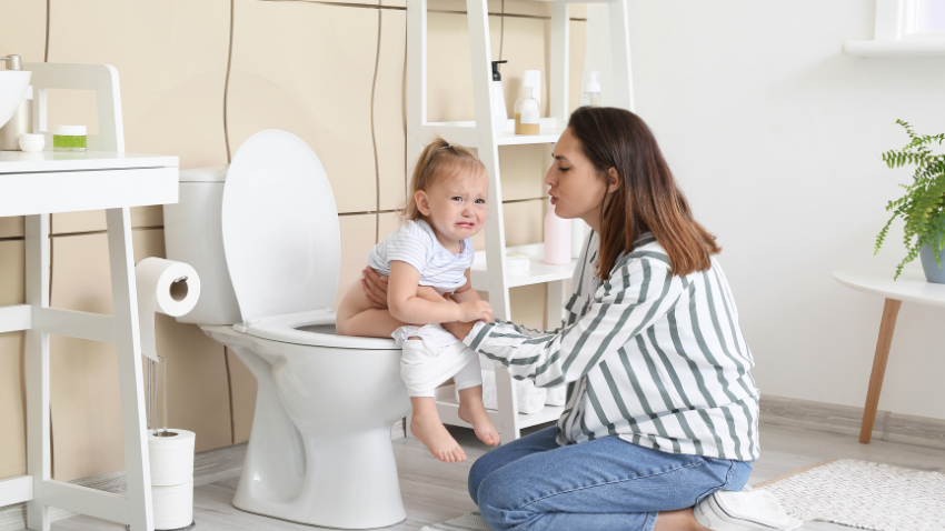 Feses Si Kecil Berlendir, Berbahayakah?