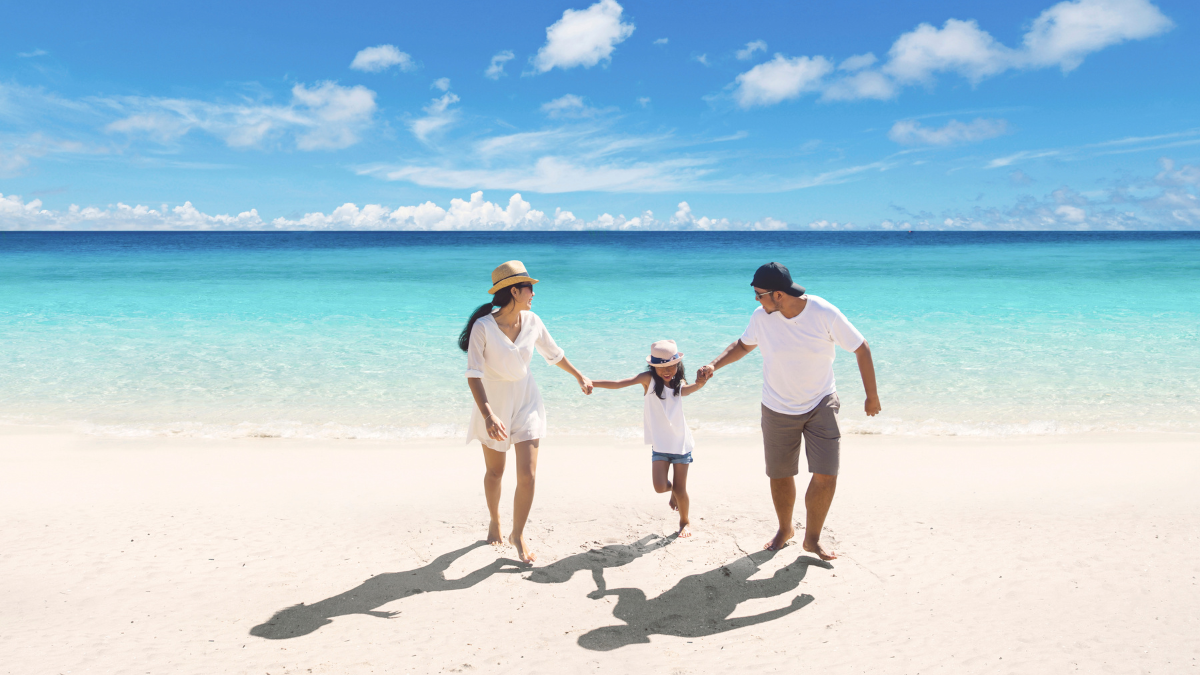 5 Alasan Sunscreen Fisik Pilihan Terbaik untuk Bayi dan Anak