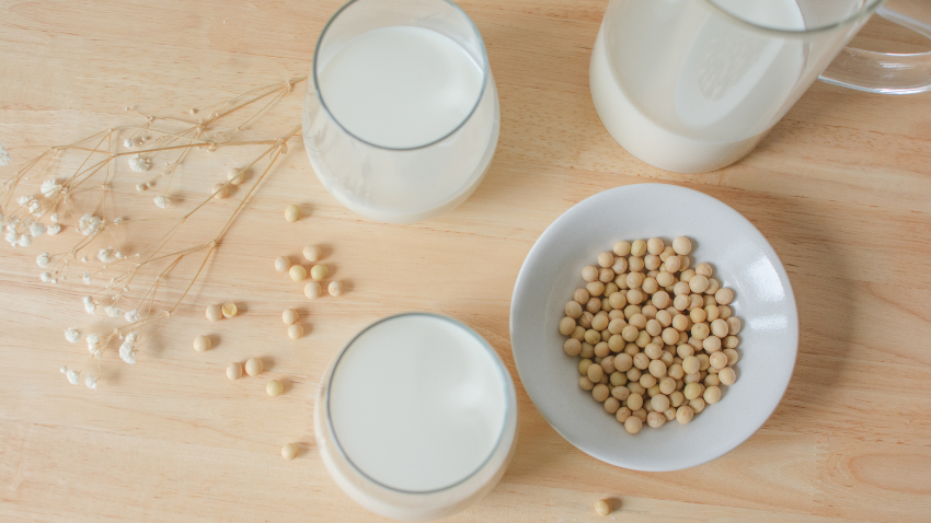 Cara Memilih Susu Soya yang Tepat untuk Anak Alergi Susu Sapi