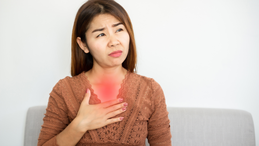 Heartburn Saat Hamil? Cek Penyebab dan Solusinya