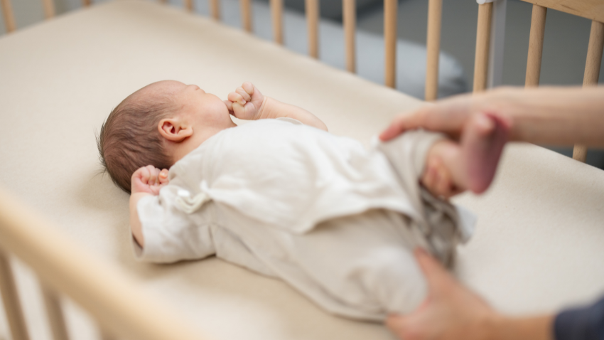 Obat Sembelit untuk Si Kecil 0–6 Bulan yang Aman
