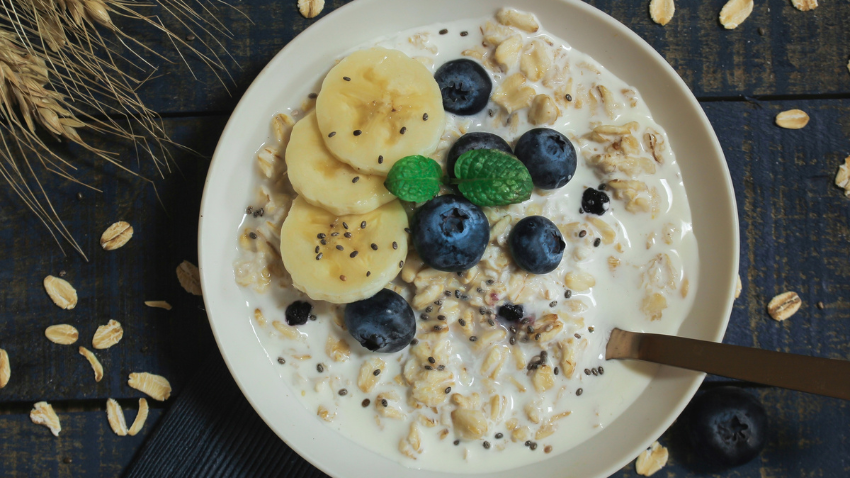 10 Resep Overnight Oat Sehat dan Praktis untuk Sarapan