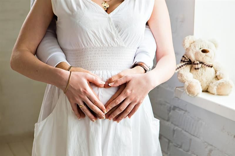 bisakah-merasakan-tendangan-bayi-saat-trimester-pertama
