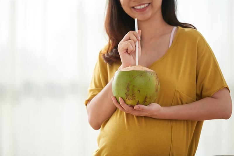 aneka-minuman-pereda-mual-saat-hamil